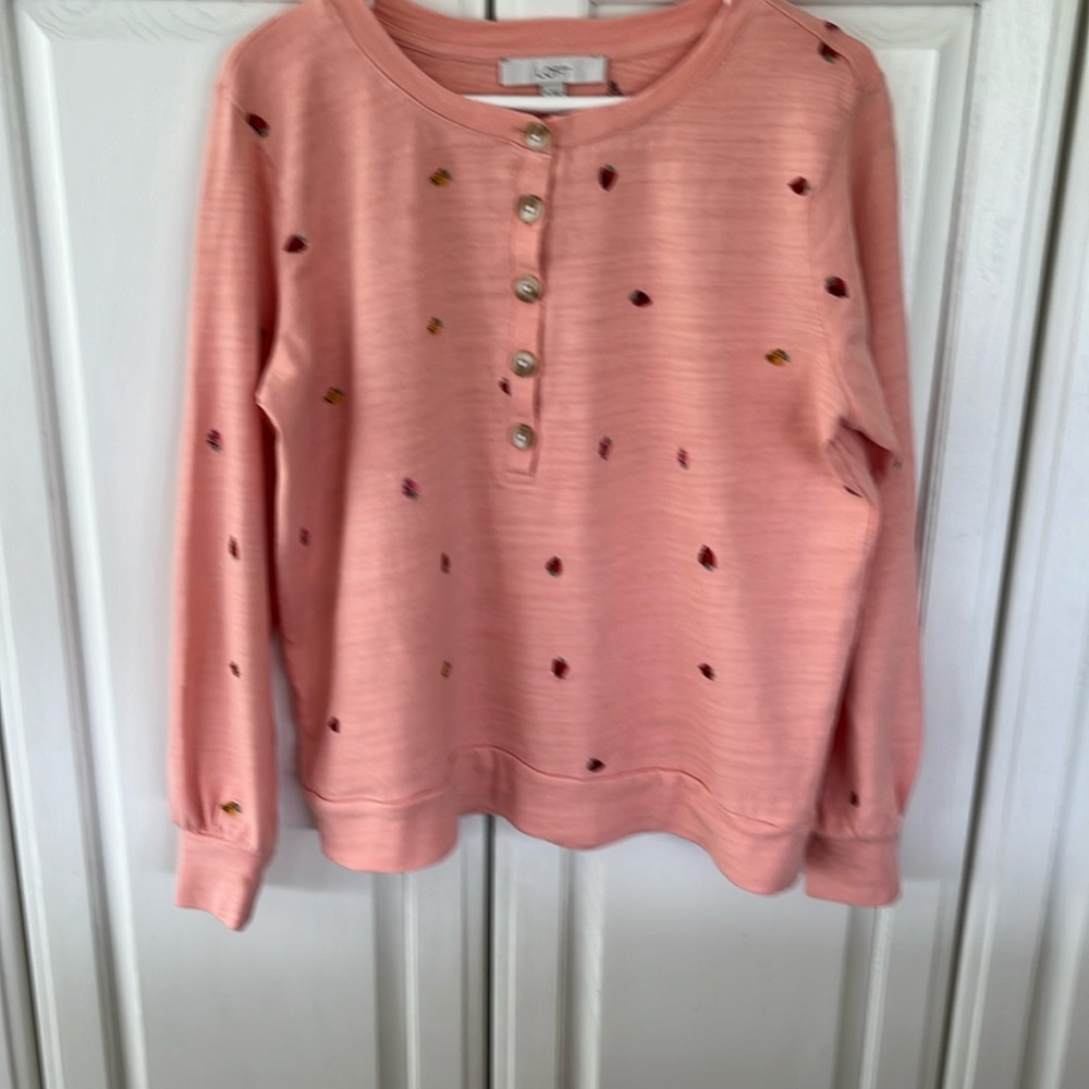 Loft cotton top crew neck with buttons peach with whimsical strawberry pattern